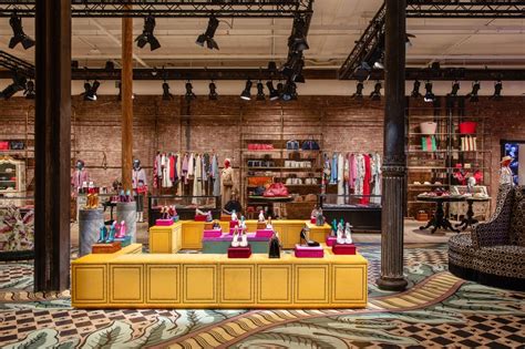 where would it be cheapest to buy gucci soho|gucci nyc soho store.